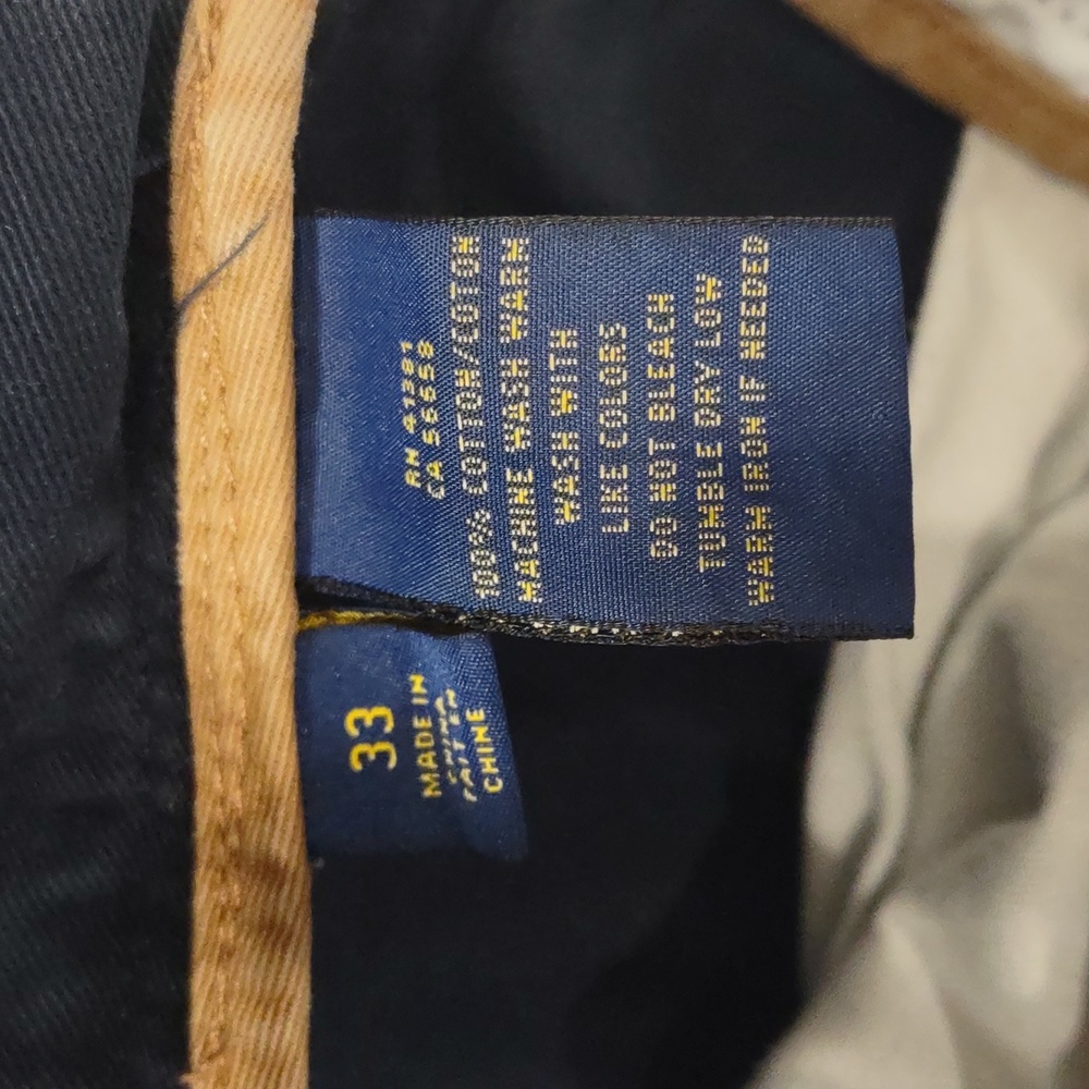 POLO Ralph Lauren, Size 33 ,CARGO SHORTS. - Picture 4 of 15